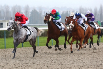 SILVER QUARTZ KICKS OFF THE SEASON IN FRANCE WITH A WIN IN DEAUVILLE ON 01/03/21